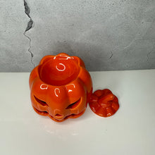 Load image into Gallery viewer, Pumpkin Tealight Wax Melter
