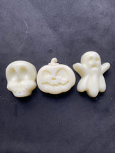 Load image into Gallery viewer, Halloween Glow Melts - Triple Melt Pack - Milky Way Creations - Sydney - Crystal - Crystals - Candles - Soap - Howlite - Amethyst - Ethically Sources - Stones - gemstones - wholesale - amazonite
